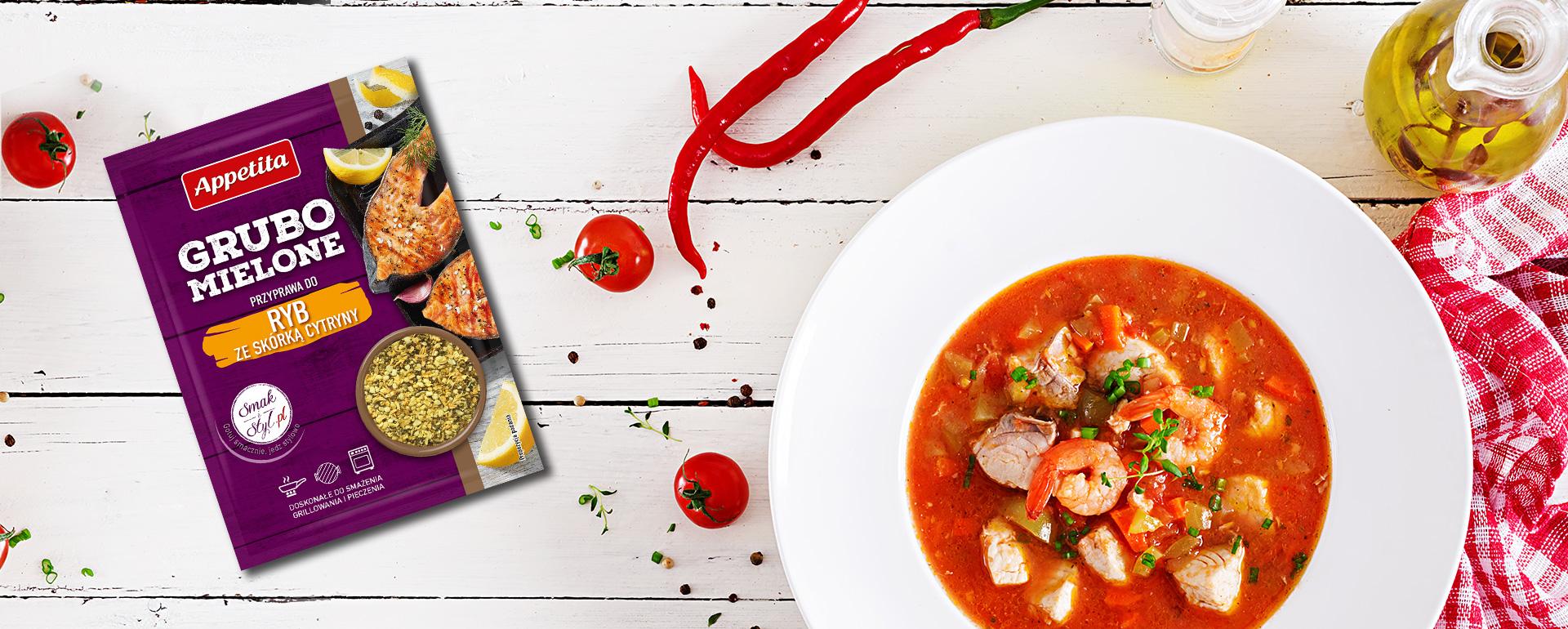 Krem z pomidorów i papryki z dorszem i krewetkami