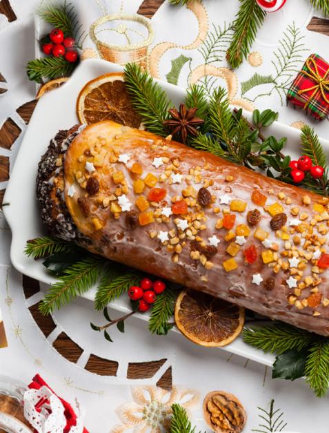 Drożdżowa rolada makowa