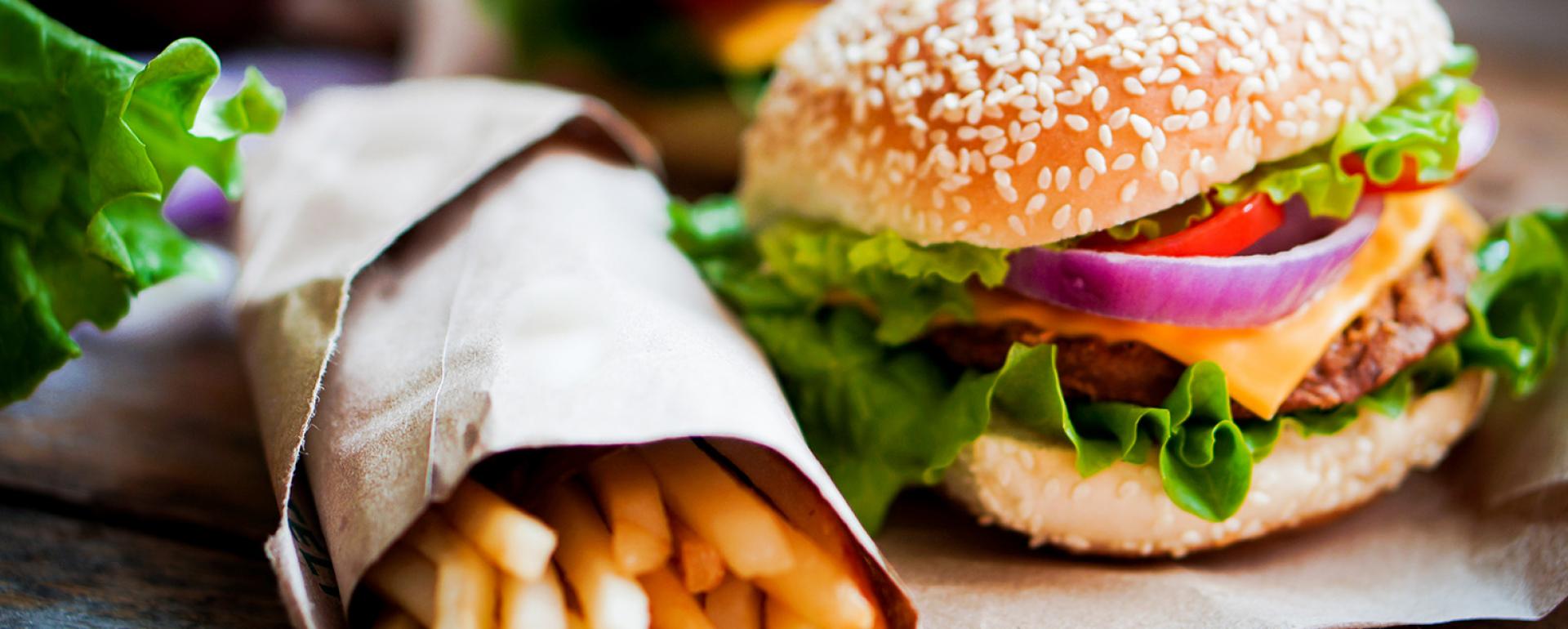 Międzynarodowy Dzień bez Diety – historia fast food’ów