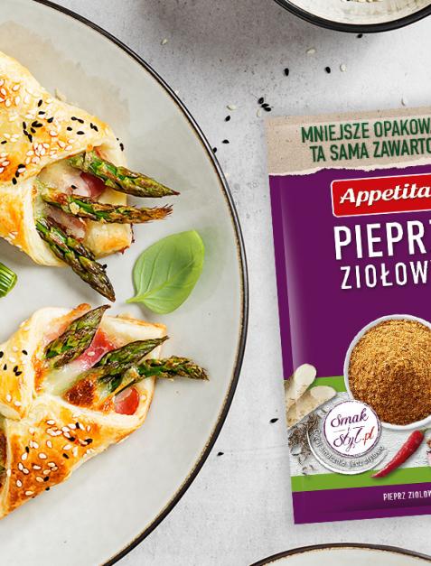 Zapiekane szparagi z szynką parmeńską w cieście francuskim – ZERO WASTE
