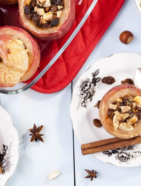 Pieczone jabłka faszerowane bakaliami