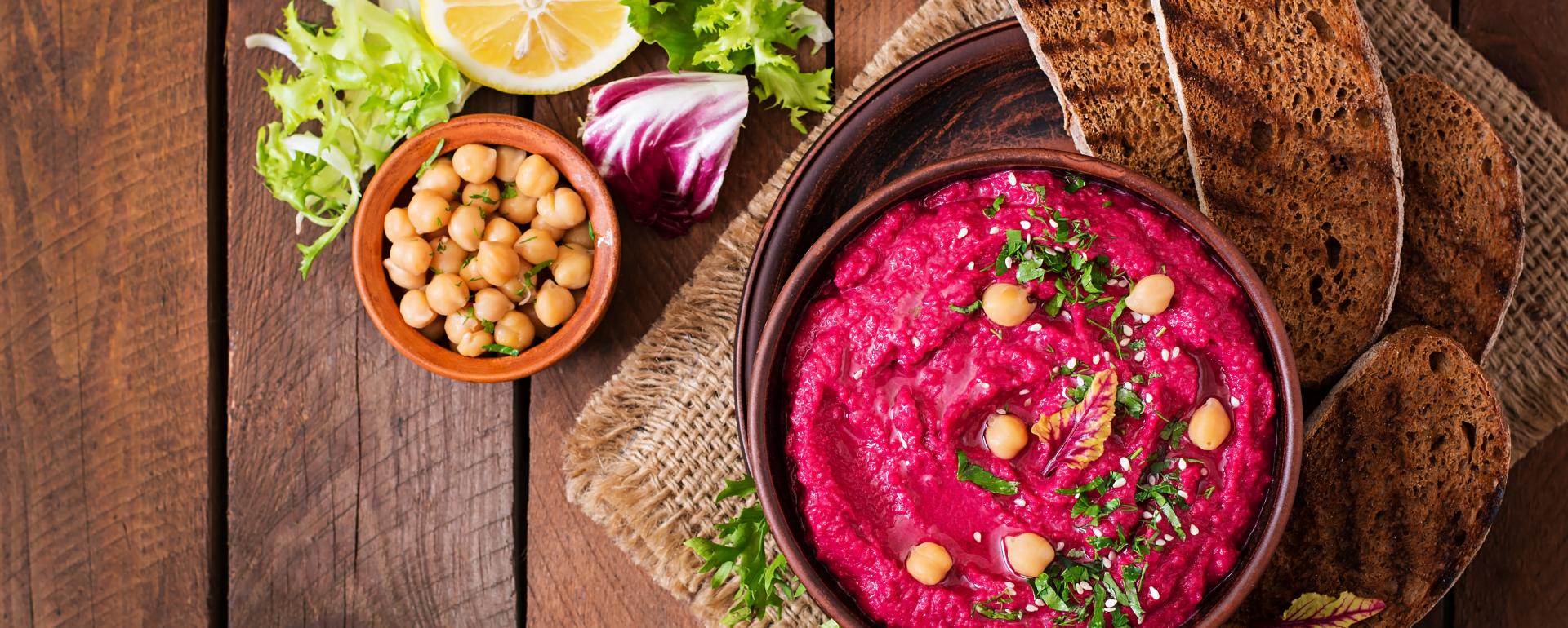 Hummus z pieczonymi burakami