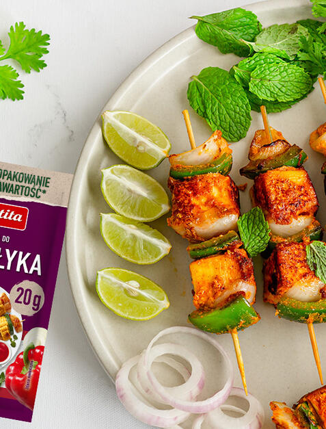 Szaszłyki z tofu i papryką