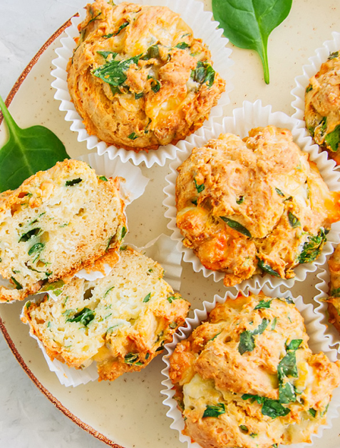 Wytrawne muffiny z serem i warzywami